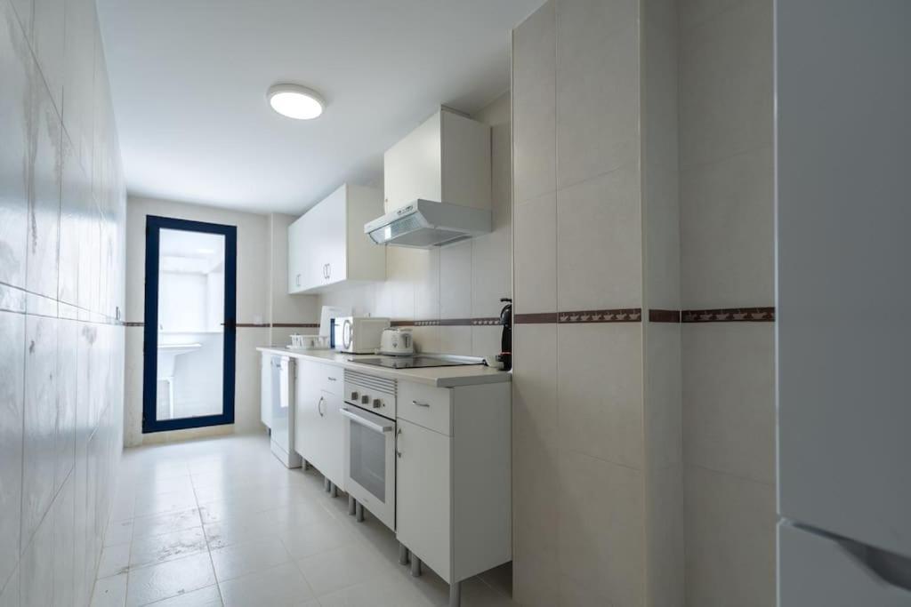 Amplio Apartamento 2 Dormitorios Cerca De La Playa Аликанте Екстериор снимка