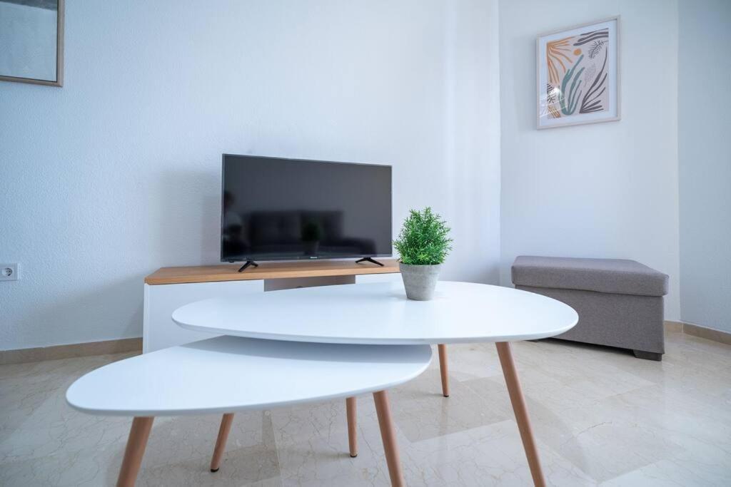 Amplio Apartamento 2 Dormitorios Cerca De La Playa Аликанте Екстериор снимка
