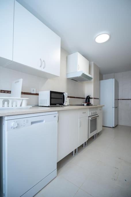 Amplio Apartamento 2 Dormitorios Cerca De La Playa Аликанте Екстериор снимка